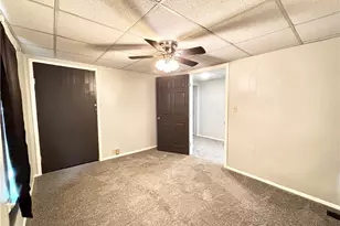 307 Mulberry Ln, Irwin, PA 15642 - Photo 4