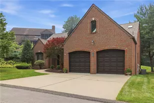 4227 Haut Brion Ct, Hampton, PA 15101 - Photo 2