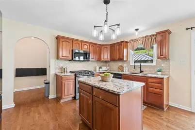 302 Davinci Ct, Rostraver, PA 15012 - Photo 10