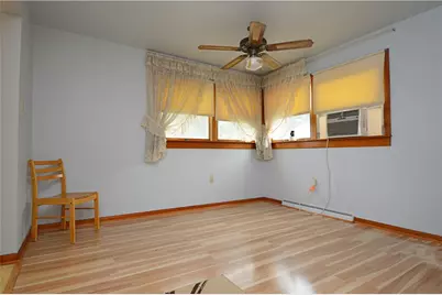 709 Brinkerton Rd, Mount Pleasant Township, PA 15601 - Photo 4