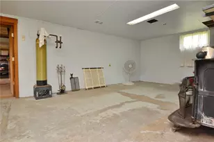 709 Brinkerton Rd, Mount Pleasant Township, PA 15601 - Photo 30