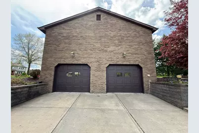 70 Green Meadow Ct, Pittsburgh, PA 15239 - Photo 26