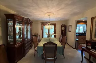 70 Green Meadow Ct, Pittsburgh, PA 15239 - Photo 6