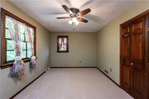 330 Elm Dr, Hempfield Township, PA 15601 - Photo 20