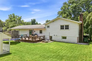 7 Redwood Dr, Hempfield Township, PA 16125 - Photo 26