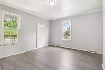 1017 Main Street, Coraopolis, PA 15108 - Photo 6