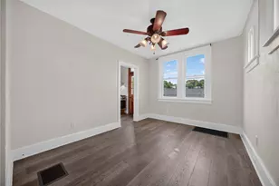 1711 Amanda St, Pittsburgh, PA 15210 - Photo 12