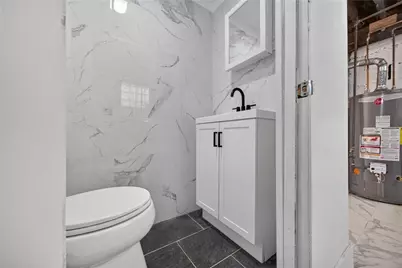 1711 Amanda St, Pittsburgh, PA 15210 - Photo 28