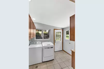 551 Broadway, Pine Township, PA 15090 - Photo 16