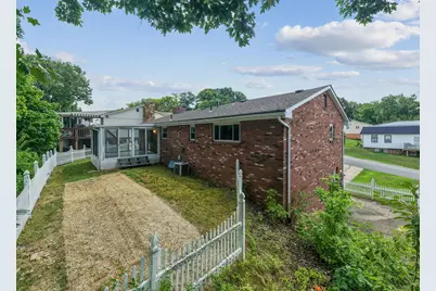 1408 Alice Drive, Bridgeville, PA 15017 - Photo 4