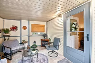 1134 Atlantis Dr, Rostraver, PA 15089 - Photo 2