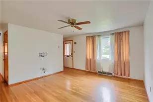 144 Connie Dr, Ross Twp, PA 15214 - Photo 6