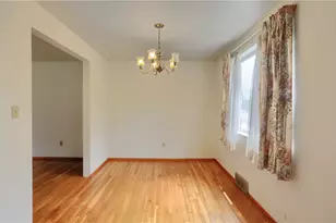 144 Connie Dr, Ross Twp, PA 15214 - Photo 10