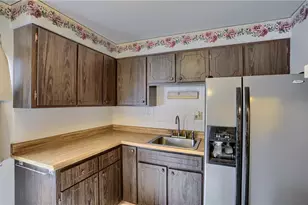 144 Connie Dr, Ross Twp, PA 15214 - Photo 18