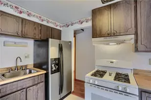 144 Connie Dr, Ross Twp, PA 15214 - Photo 14