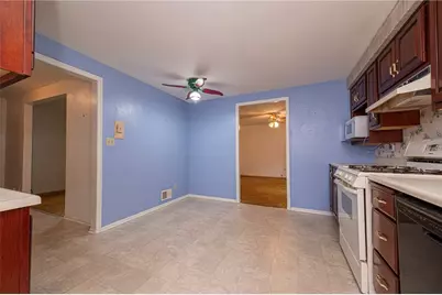 1535 Luray Dr, Pittsburgh, PA 15239 - Photo 14