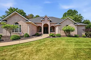 317 MacIntosh Dr, Pine Township, PA 16046 - Photo 1