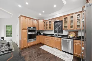 317 MacIntosh Dr, Pine Township, PA 16046 - Photo 8