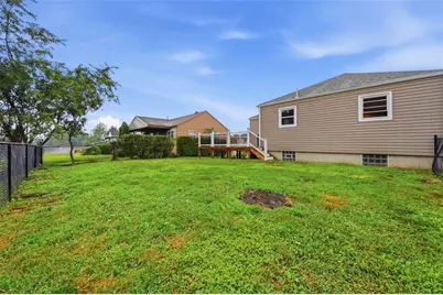 2114 Meadow Ln, Scott Township, PA 15220 - Photo 22