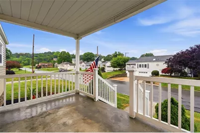 2114 Meadow Ln, Scott Township, PA 15220 - Photo 2