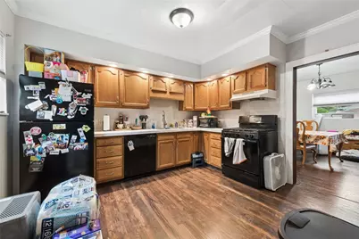 512 Brinwood Ave, Pittsburgh, PA 15227 - Photo 4