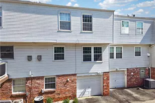 1913 Kirkby Dr, South Park, PA 15129 - Photo 28
