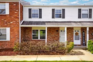 1913 Kirkby Dr, South Park, PA 15129 - Photo 1