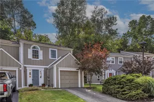 47 New London Ln, Oakmont, PA 15139 - Photo 2