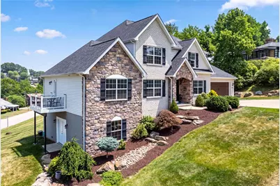 4511 Country Club Dr, Pittsburgh, PA 15236 - Photo 2