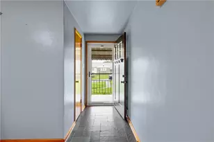 130 Lacock St, Canton Township, PA 15301 - Photo 4
