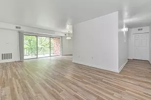 605 Calais Dr, Pittsburgh, PA 15237 - Photo 6