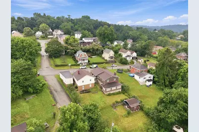 601 Highland Avenue, Jeannette, PA 15644 - Photo 16