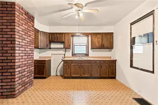 601 Highland Ave, Jeannette, PA 15644 - Photo 4