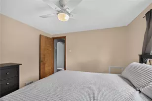 947 Kirsopp Ave, Banksville/Westwood, PA 15220 - Photo 14