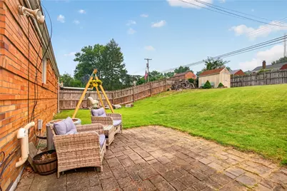 947 Kirsopp Ave, Pittsburgh, PA 15220 - Photo 30