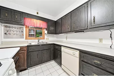 603 Highland Avenue, Jeannette, PA 15644 - Photo 8