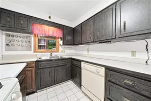 603 Highland Ave, Jeannette, PA 15644 - Photo 8