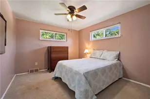 708 Illini Dr, Monroeville, PA 15146 - Photo 14