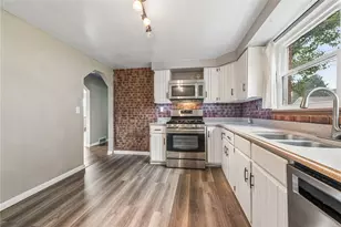 300 Pershing Dr, New Kensington, PA 15068 - Photo 12
