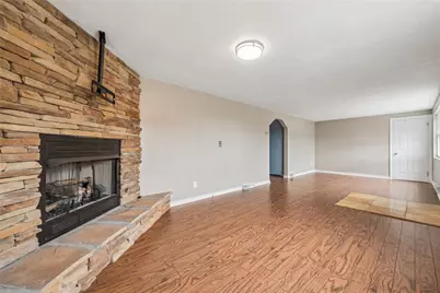 300 Pershing Dr, New Kensington, PA 15068 - Photo 10