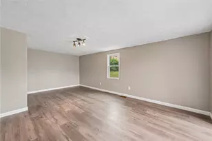 300 Pershing Dr, New Kensington, PA 15068 - Photo 20