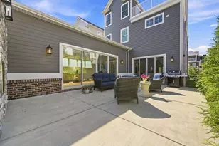 7 Carolina Ave, Oakmont, PA 15139 - Photo 4