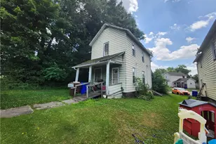23 Elm St, Greenville Boro, PA 16125 - Photo 1