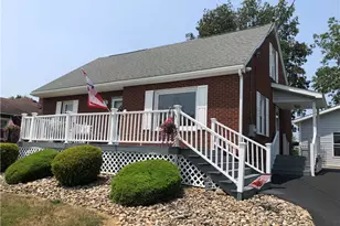 6 Gaddis St, South Union Township, PA 15445 - Photo 4