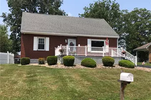 6 Gaddis St, South Union Township, PA 15445 - Photo 2