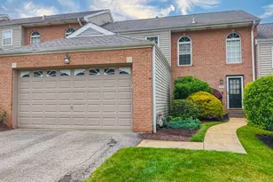 7071 Clubview Dr, South Fayette, PA 15017 - Photo 2