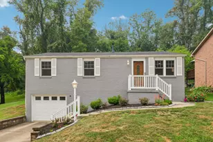 520 Invicta Dr, Pittsburgh, PA 15235 - Photo 1