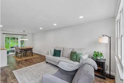 520 Invicta Drive, Pittsburgh, PA 15235 - Photo 6