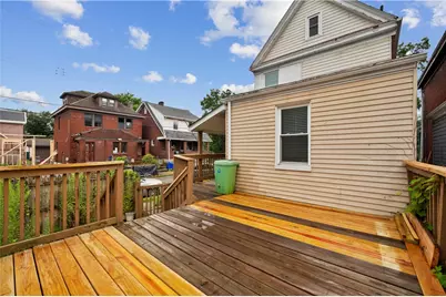 1801 Eberhardt St, Pittsburgh, PA 15212 - Photo 16