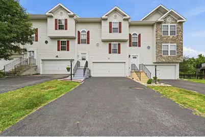 135 Cinque Terra Pl, Finleyville, PA 15332 - Photo 1